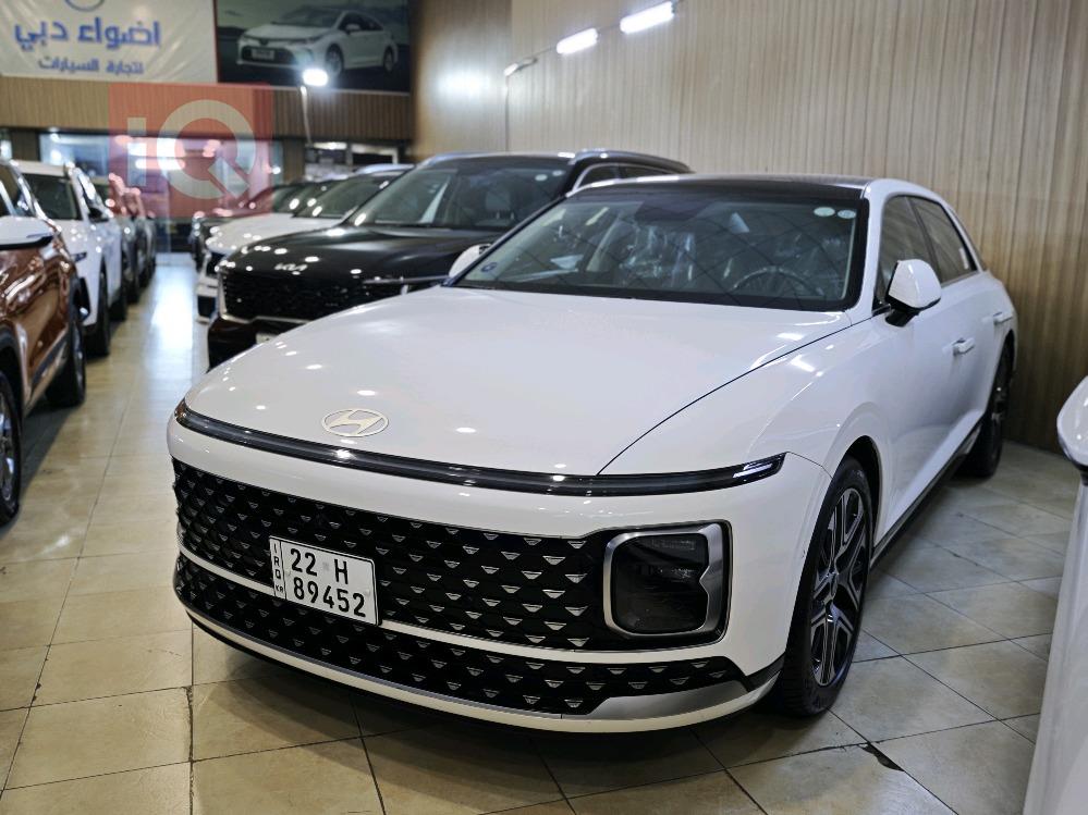 هيونداي أزيرا